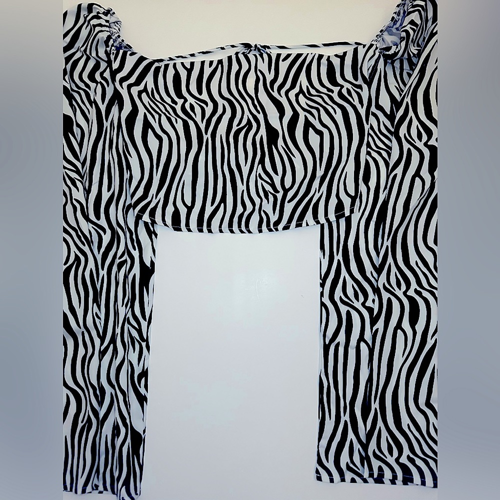 zebra print crop top!!